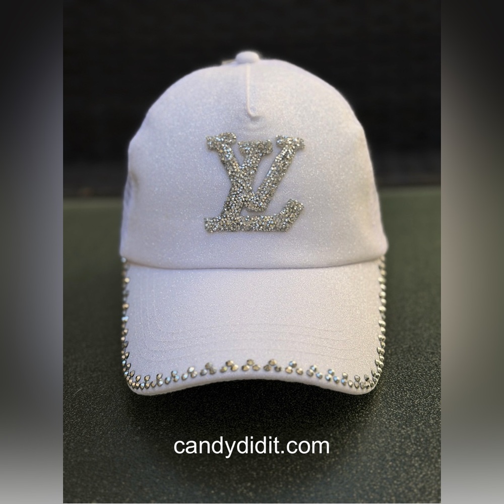 NWT Beautiful Handmade A Touch Of Sparkle Silver LV Logo White Ball Cap